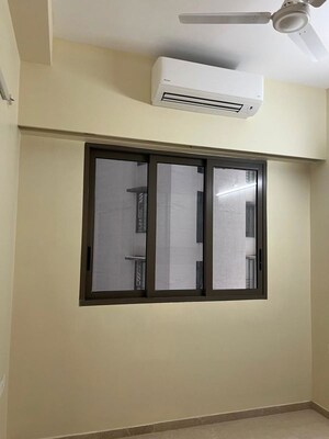 Room in 2 BHK Apartment at Ruparel Ariana, Parel – for Rent