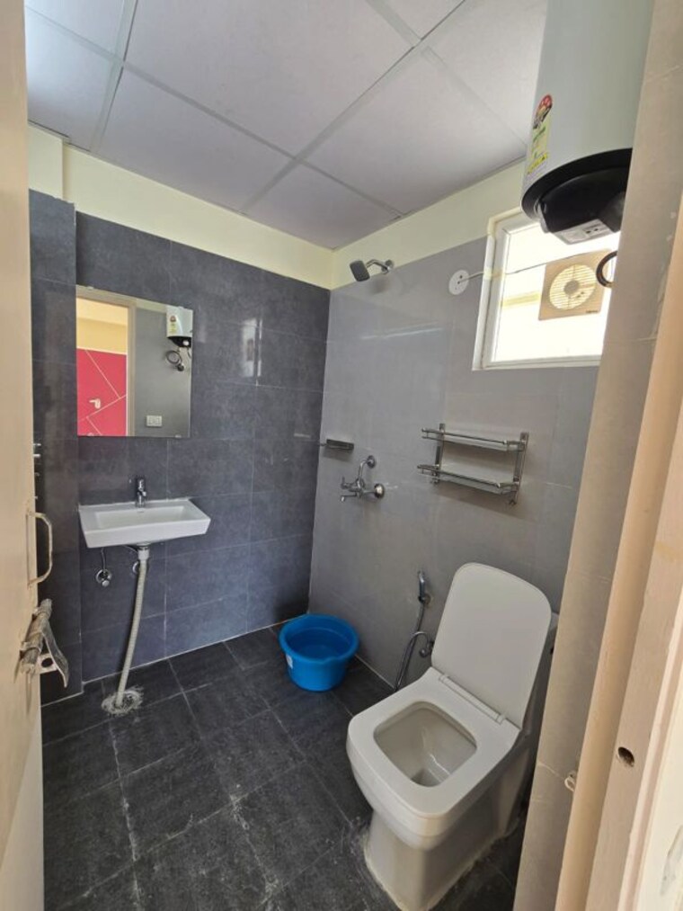 Team Area, gls-avenue-81 2 Bedroom 680 Sq.Ft. Apartment In Sector 81 Gurgaon 10404487