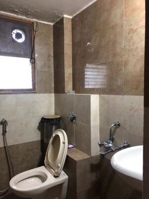 Bathroom in 3 BHK Apartment at Dhantoli – for Rent