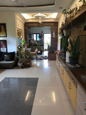 Parking in 3 BHK Apartment at Dhantoli – for Rent