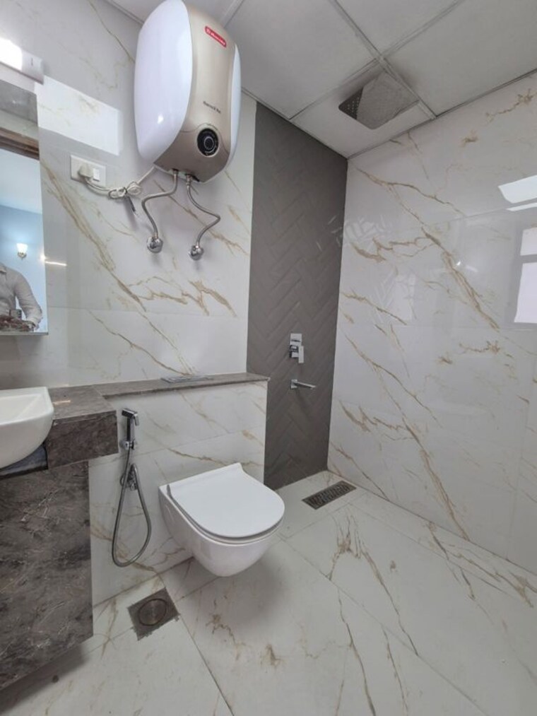 Bathroom, m3m-heights 3 Bedroom 1828 Sq.Ft. Apartment In Sector 65 Gurgaon 10404506