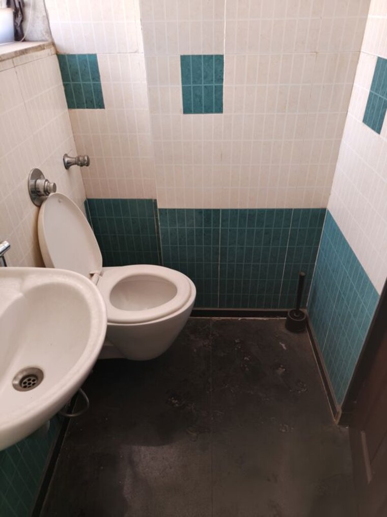 Bathroom, oriental-heights 2 Bedroom 1210 Sq.Ft. Apartment In Seawoods Navi Mumbai 10404530