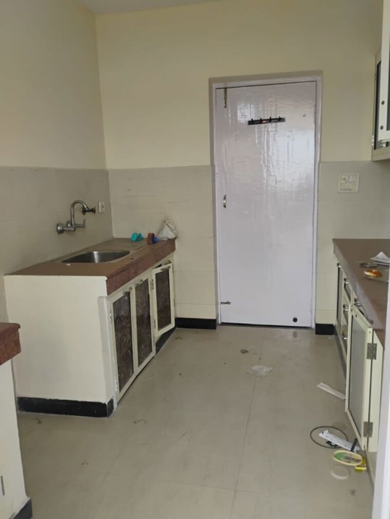 Kitchen, dwarka 4 Bedroom 1550 Sq.Ft. Apartment In Dwarka Delhi 10404563