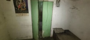   Shop at Khari Baoli – for Sale