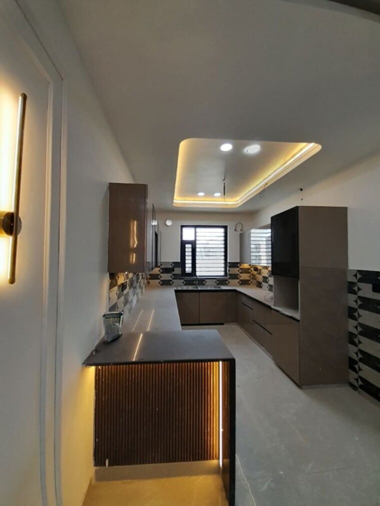 Kitchen, bptp-district 3 Bedroom 180 Sq.Ft. Builder Floor In Sector 81 Faridabad 10404796