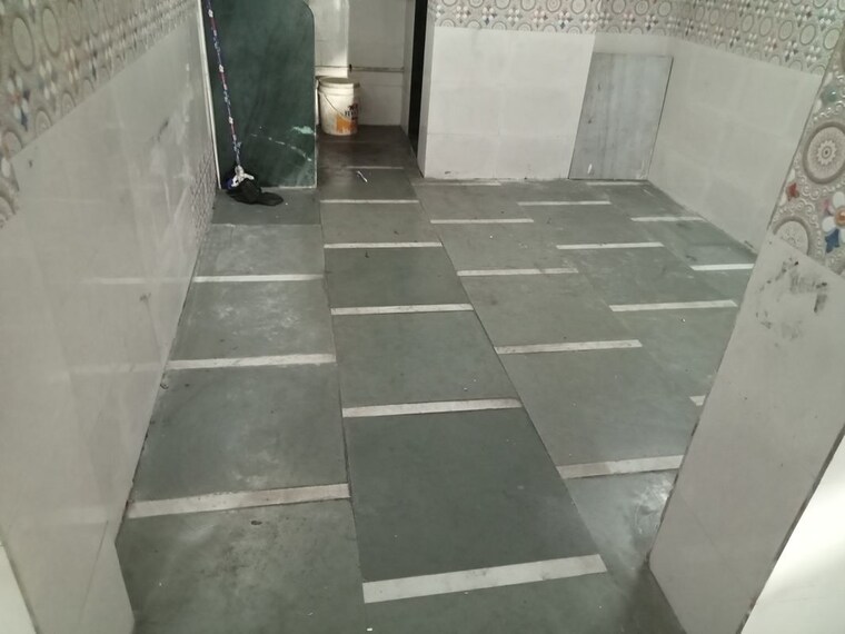 Bathroom, maruti-tower Commercial Shop 700 Sq.Ft. In Cbd Belapur Sector 11 Navi Mumbai 10392102