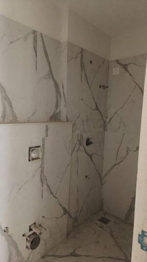 Bathroom in 3 BHK Apartment at Swastik Platinum Apartment, Vikhroli East – for Rent