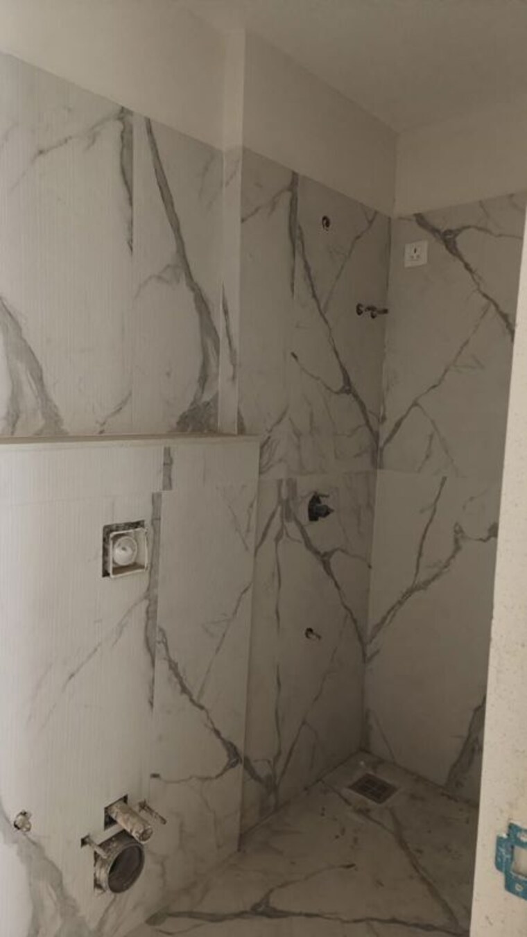 Bathroom, swastik-platinum-apartment 3 Bedroom 1100 Sq.Ft. Apartment In Vikhroli East Mumbai 10404797