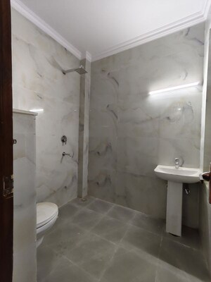 Bathroom in 3 BHK Builder Floor at RPS Palm Drive, Sector 88 – for Sale