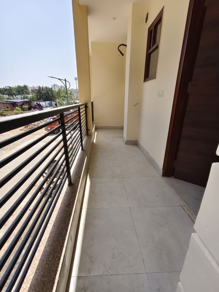 Balcony, rps-palm-drive 3 Bedroom 127 Sq.Yd. Builder Floor In Sector 88 Faridabad 10404806