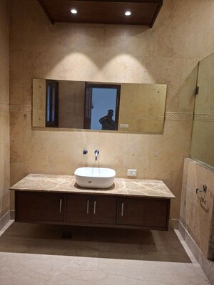 Bathroom in 4 BHK Apartment at Green Park Extension – for Rent