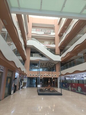  Shop – Exterior View View at Kamrej - for Sale