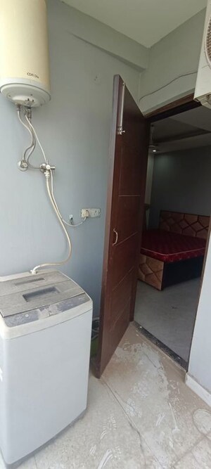 Bathroom in 1 BHK Builder Floor at Sushant Lok 3, Sector 57 – for Rent