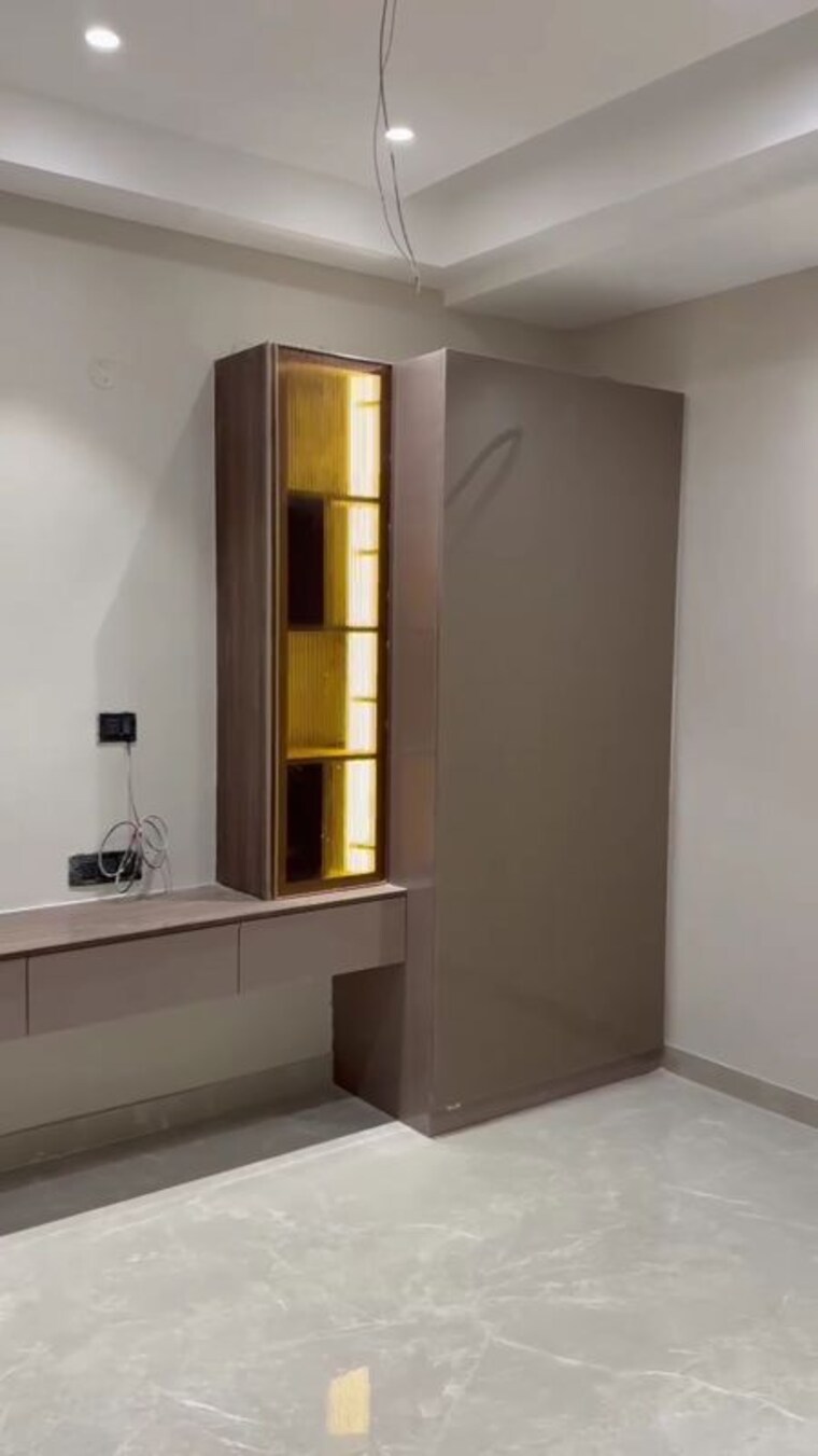 Room, sector 89 3 Bedroom 300 Sq.Ft. Builder Floor In Sector 89 Faridabad 10404856