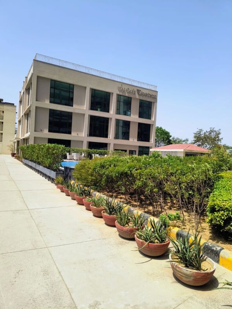 Exterior View, pareena-coban-residences 3.5 Bedroom 1997 Sq.Ft. Apartment In Sector 99a Gurgaon 10404666