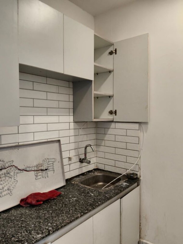 Kitchen, dlf-corporate-greens Commercial Office Space 1865 Sq.Ft. In Sector 74a Gurgaon 10404914