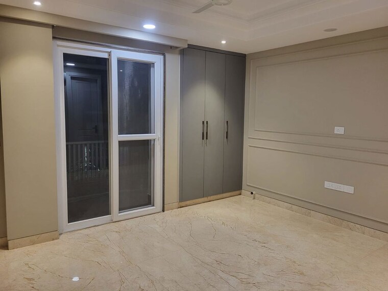 Room, greater kailash ii 3 Bedroom 2500 Sq.Ft. Apartment In Greater Kailash ii Delhi 10404976