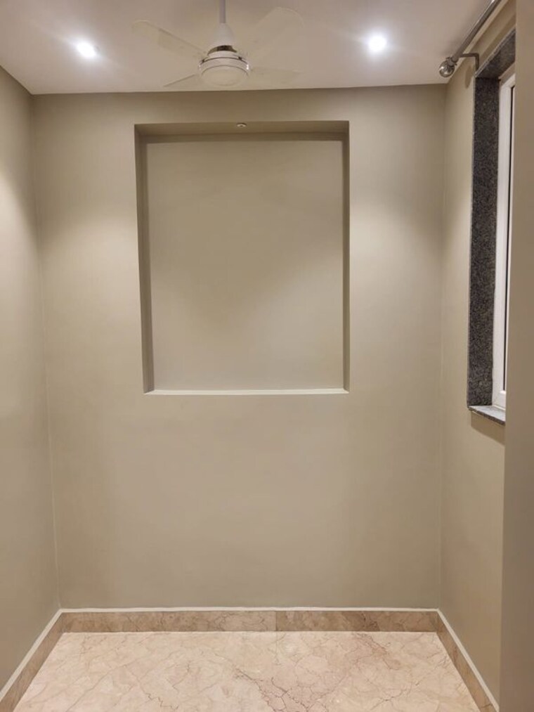 Room, greater kailash ii 3 Bedroom 2500 Sq.Ft. Apartment In Greater Kailash ii Delhi 10404976