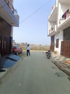 Parking in  Independent House at Salempur – for Sale