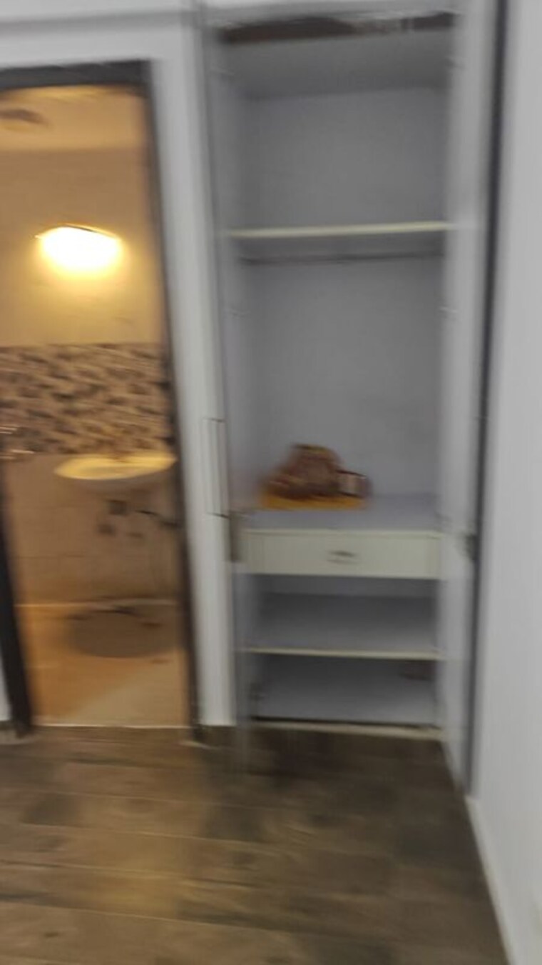 Bathroom, maidan garhi 2 Bedroom 680 Sq.Ft. Builder Floor In Maidan Garhi Delhi 10405005