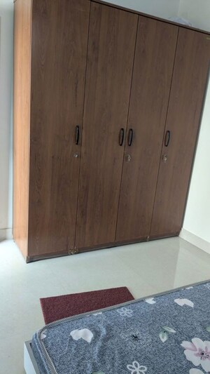 Furnished Amenities in 3 BHK Apartment at RWA Apartments Sector 122, Sector 122 – for Rent