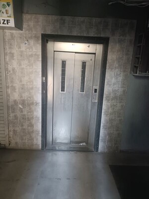 Lift in  Shop at Kharvasa – for Sale