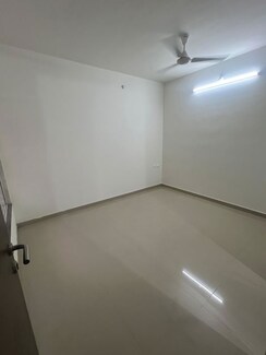 1 Rk+ Basement Apartment For Rent in Haware Citi