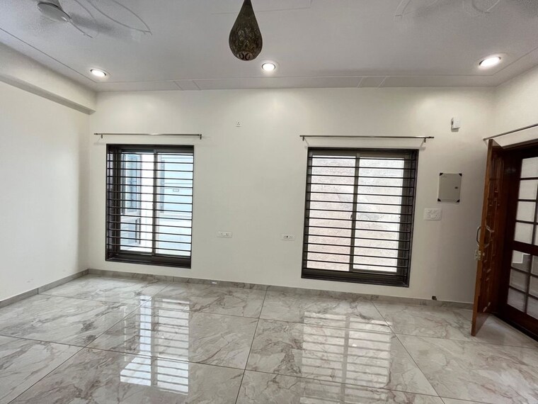 Room, gomti nagar 2 Bedroom 2152 Sq.Ft. Independent House In Gomti Nagar Lucknow 10405252