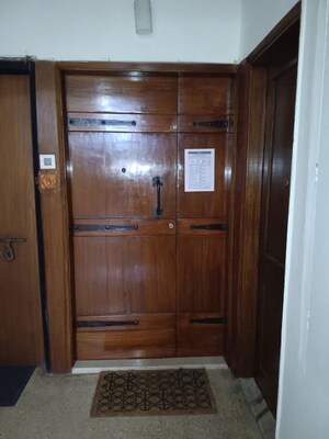   Apartment at Alipore – for Sale