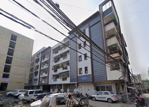  Apartment For Sale in Sarfabad Village