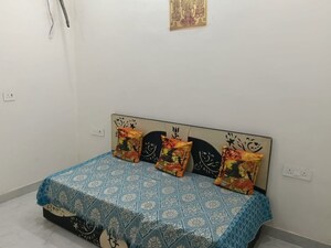 Bedroom in 2.5 BHK Villa at Sector 85 – for Rent