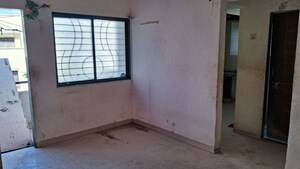 Room in  Apartment at Sidheshwar Peth – for Sale
