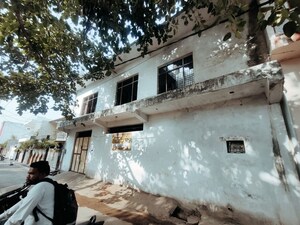  Shop For Sale in Lahargird