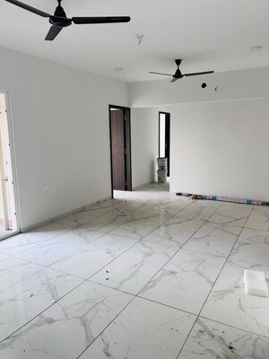 Room in 3 BHK Apartment at Rahul Downtown, Punawale – for Rent