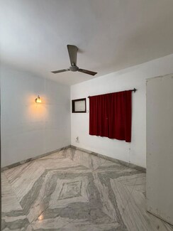 3 BHK Builder Floor For Rent in Nehru Enclave