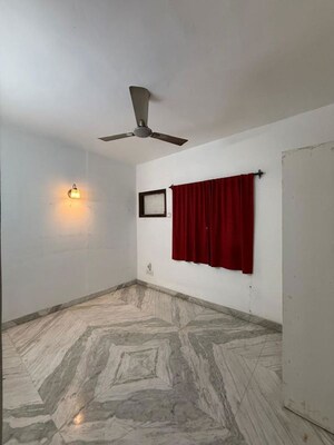 3 BHK Builder Floor For Rent in Nehru Enclave