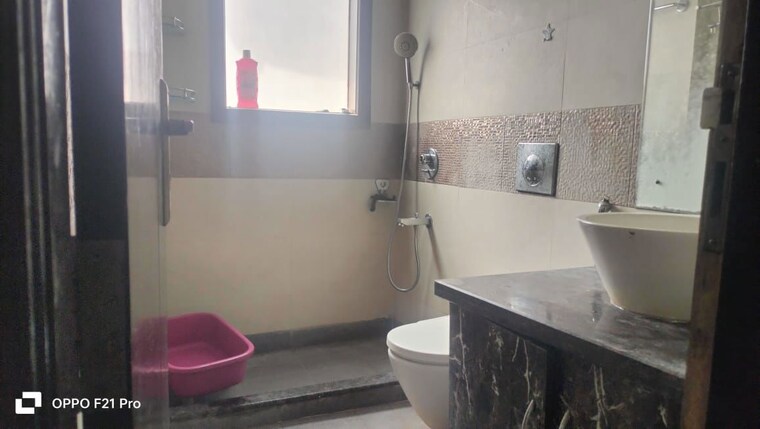 Bathroom, unitech-south-city-ii 2 Bedroom 1100 Sq.Ft. Builder Floor In Sector 50 Gurgaon 10405611