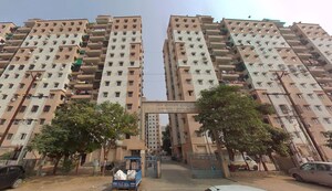  Apartment For Sale in Gota