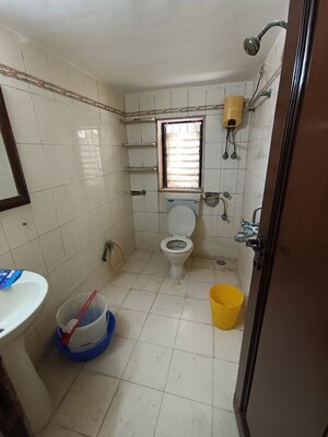 Bathroom in 2 BHK Apartment at Juhu – for Sale