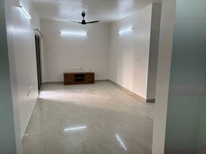 Room in 3 BHK Apartment at Prestige Jindal City Phase 2, Bagalakunte – for Rent