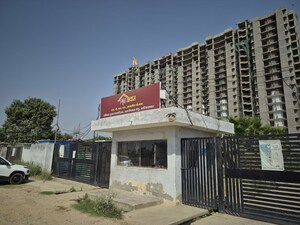 2.5 BHK Apartment For Sale in  Balaji Enclave, Govindpuram