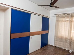 Room in 2 BHK Apartment at Arvind Skylands, Jakkuru – for Rent