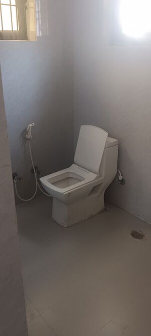 Washroom in 1 BHK Builder Floor at Sector 31 – for Rent