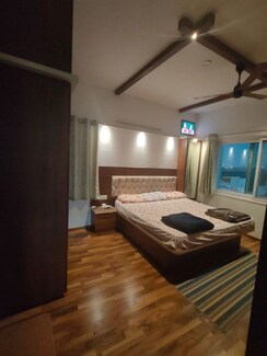 2.5 BHK + Pooja Room Apartment For Rent in LnT Raintree Boulevard