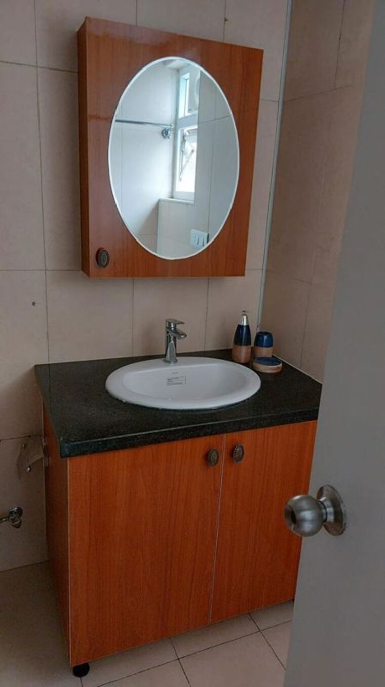 Bathroom, prestige-royale-gardens 2.5 Bedroom 1305 Sq.Ft. Apartment In Gantiganahalli Bangalore 10406082