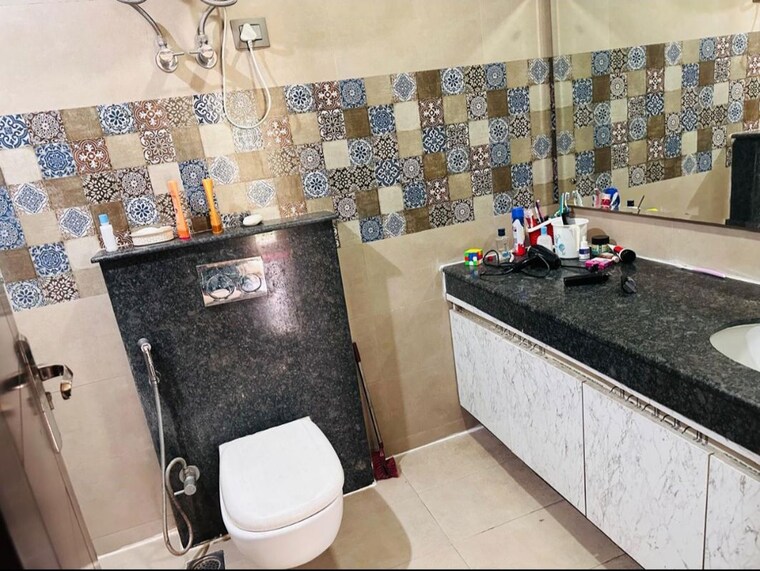 Washroom, kibithu-homes 4 Bedroom 300 Sq.Yd. Builder Floor In Sector 47 Gurgaon 10406093