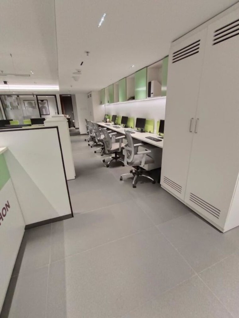 Team Area, marathon-nextgen-innova Commercial Office Space 750 Sq.Ft. In Lower Parel Mumbai 10406102