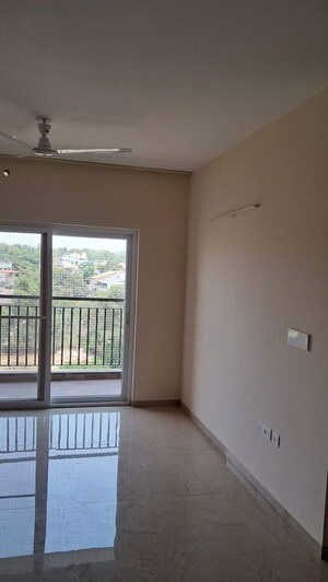 Room in 3 BHK Apartment at Capstone Life Flowing Tree, Allalasandra – for Rent