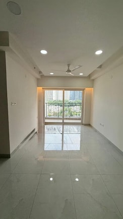 3 BHK + Pooja Room,Servant Room,Study Room,Store Room Apartment For Rent in Poulomi Anate