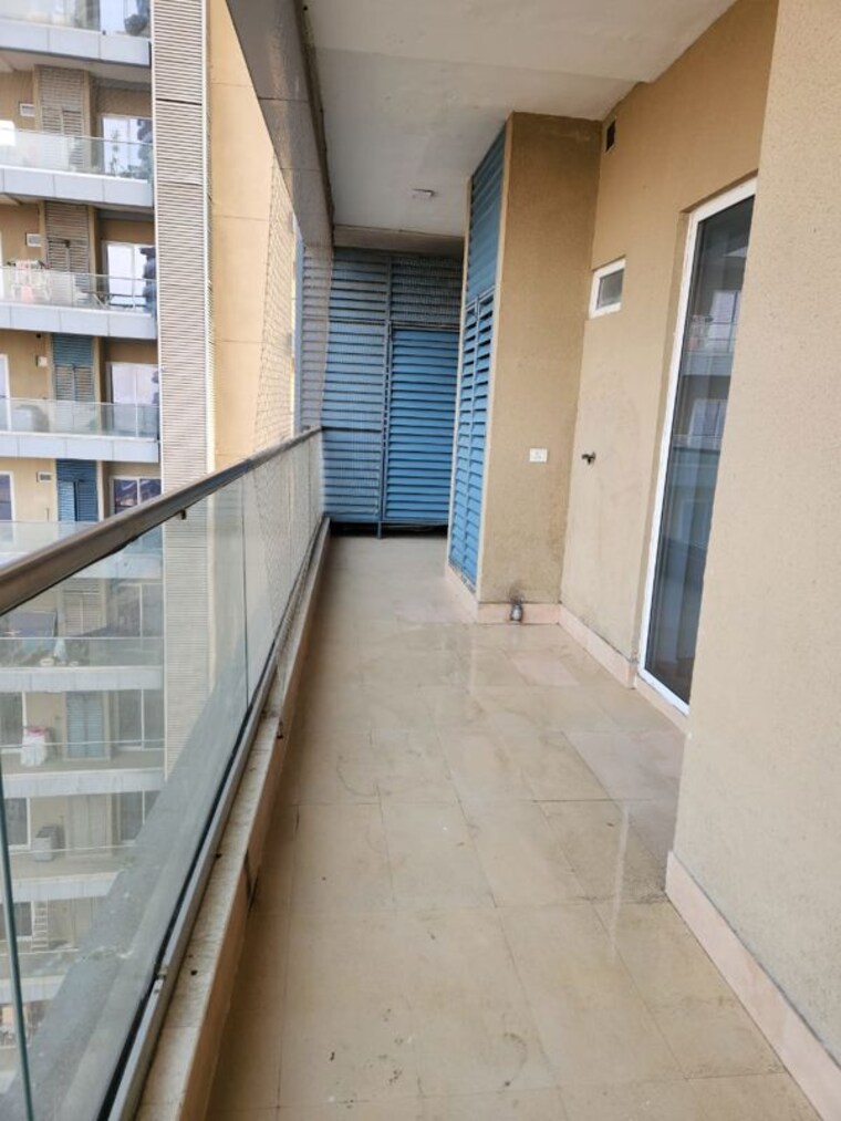 Balcony, supertech-supernova-nova-residences 3 Bedroom 2105 Sq.Ft. Apartment In Sector 94 Noida 9656603